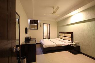 Hotel Luxury 8, New Delhi 2